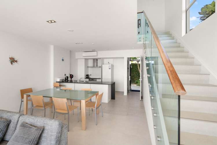 9/18 Dudley Crescent Cable Bay_4