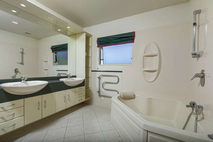 6 Vermeer Place West Harbour_12