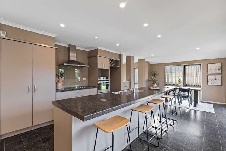 19 Breaker Grove Waiuku_5