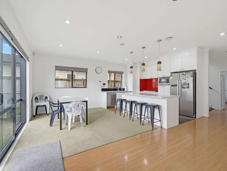 11 Carrickdawson Drive Flat Bush_6