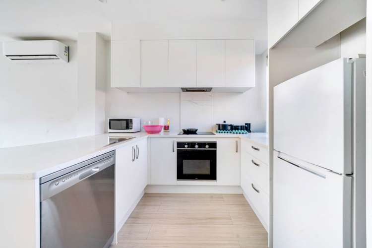 4/15 Rush Place Mangere_11