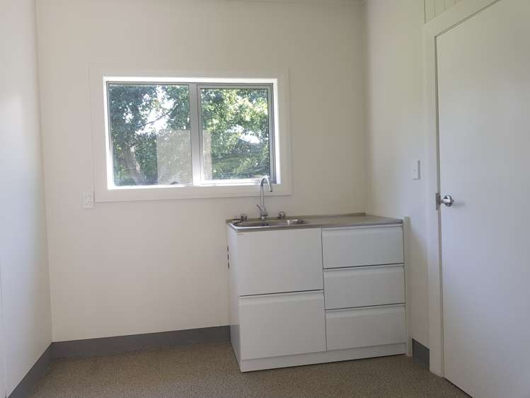 1249 Lakeside Road Milton_14