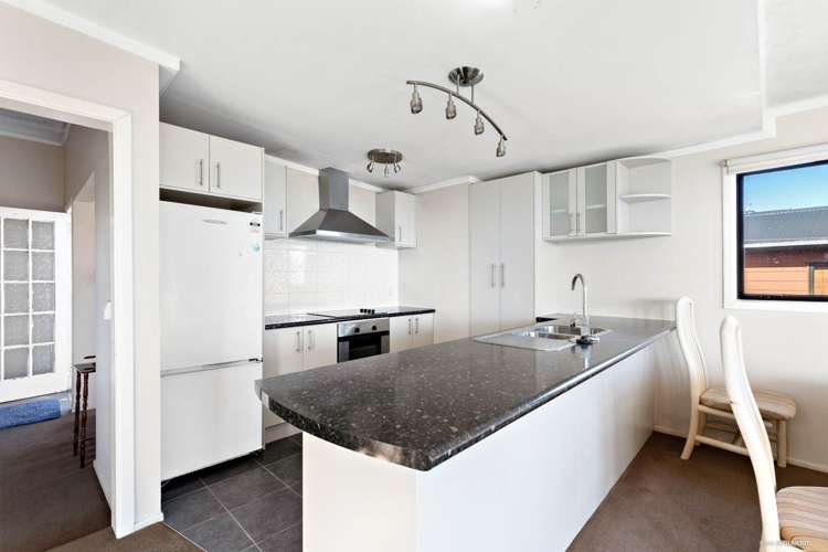 139 Donovan Street Blockhouse Bay_6