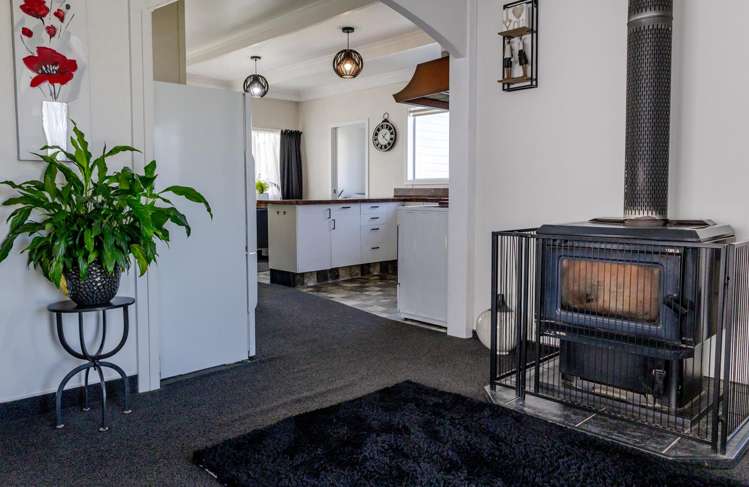 37 Firth Street Cobden_5