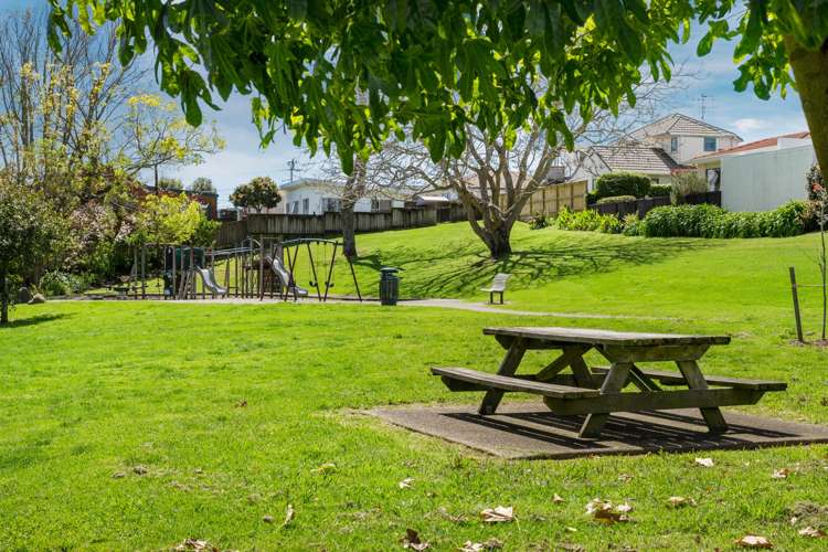 11 Goods Road Otumoetai_14