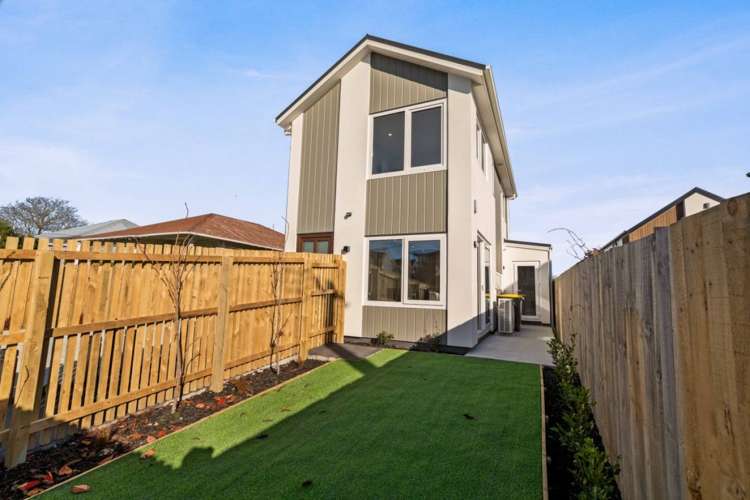 1/61 Waltham Road_0
