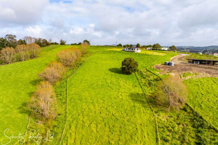 129 Petley Road Paparoa_28