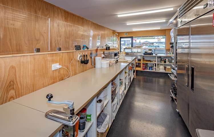 16-18 Goldfinch Street, 28-30 Ayr Street Ohakune_19