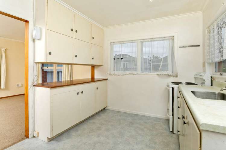 4/12 Raines Avenue Forrest Hill_5