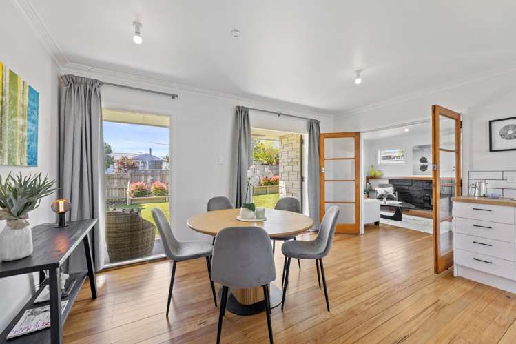 21 Hinemoa Avenue Taupō_7