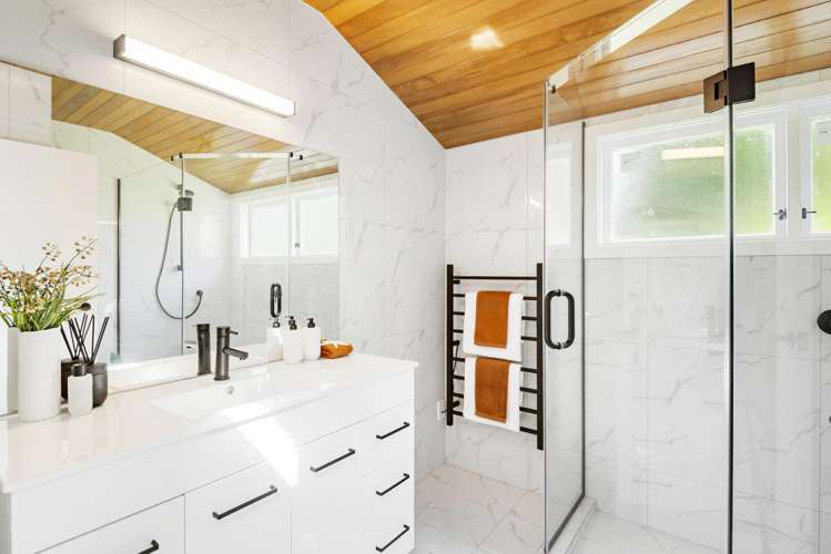 2/35a Rangatira Road Beach Haven_16