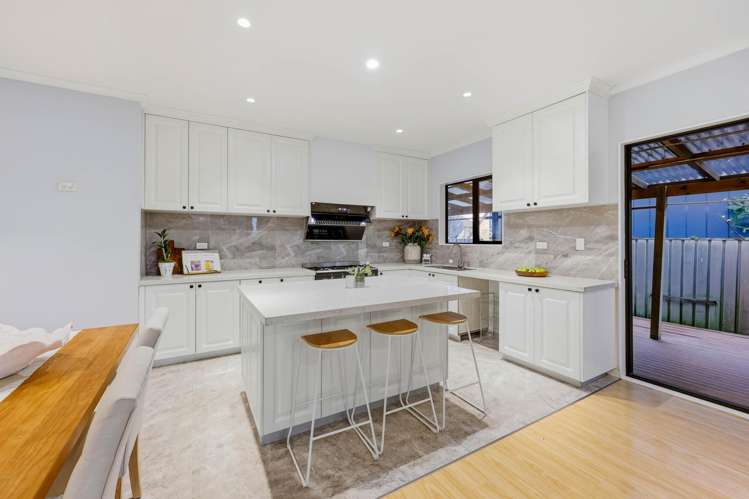 45A Bradbury Road Botany Downs_11