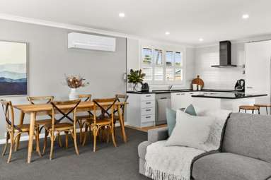 8 Beach Road_1