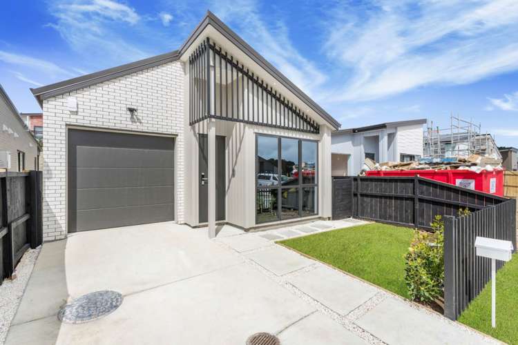 67 Puwha Street Massey_1