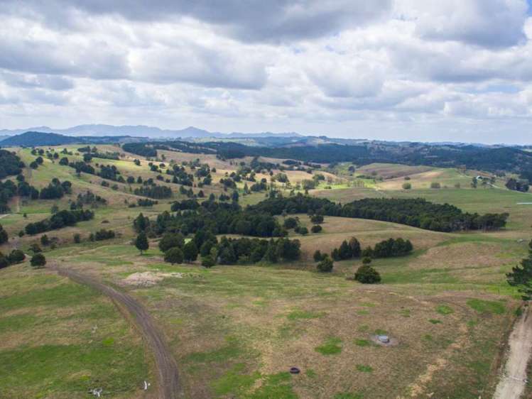 25 Parker Road Otamatea Surrounds_13