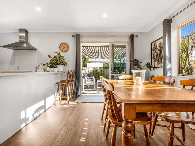 36 Mandalay Place Waiuku_4