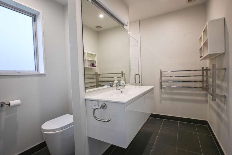 11 Racecourse Terrace Rise Hokitika_8