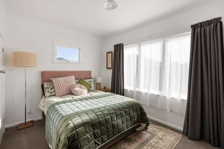 20 Emmett Street Greerton_13