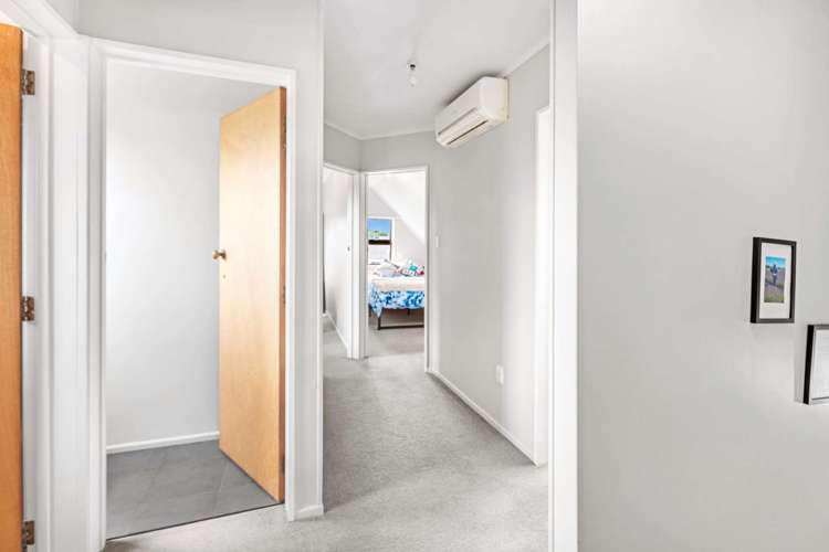 7 Charisma Court Kelvin Grove_20