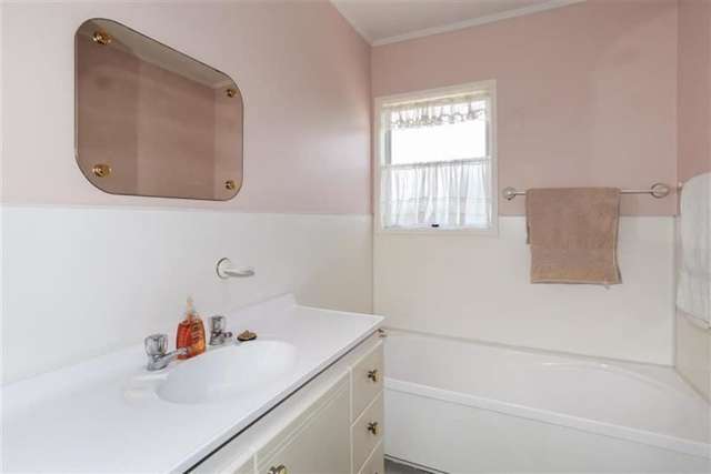 11 Sunlands Drive Manurewa_4