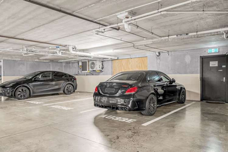 2G/20 Pakenham St East City Centre_18