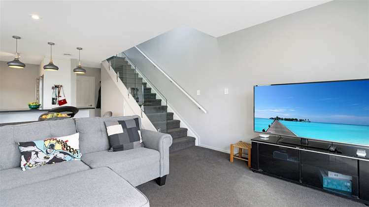 18a Charlenne Close Ranui_6