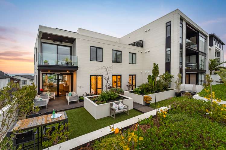 201/64 Te Oneroa Way Long Bay_14