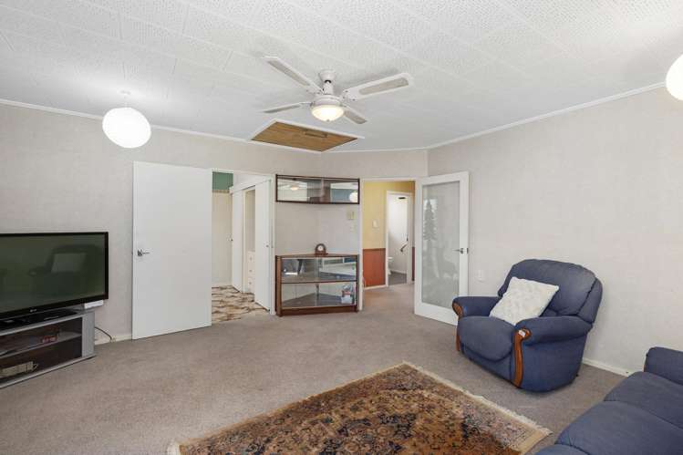 15 Bush Street, Naenae, Lower Hutt Lower Hutt_12