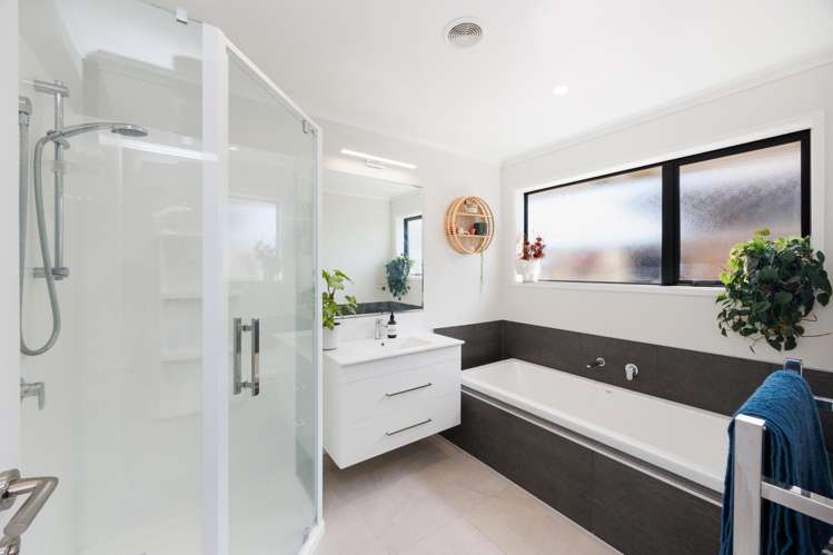 2 Monarch Drive Ashhurst_19