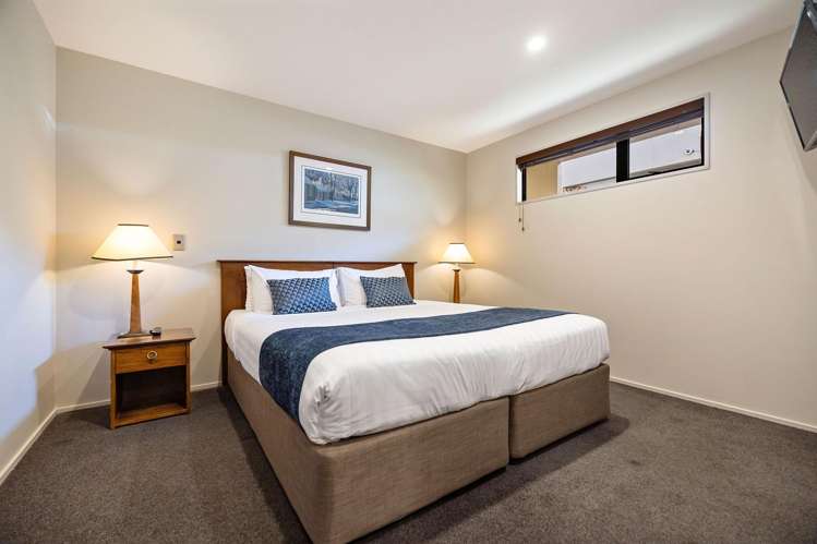 414/7 Adelaide Street Queenstown_7