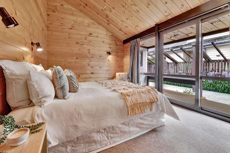 2/238 Estuary Road South New Brighton_7