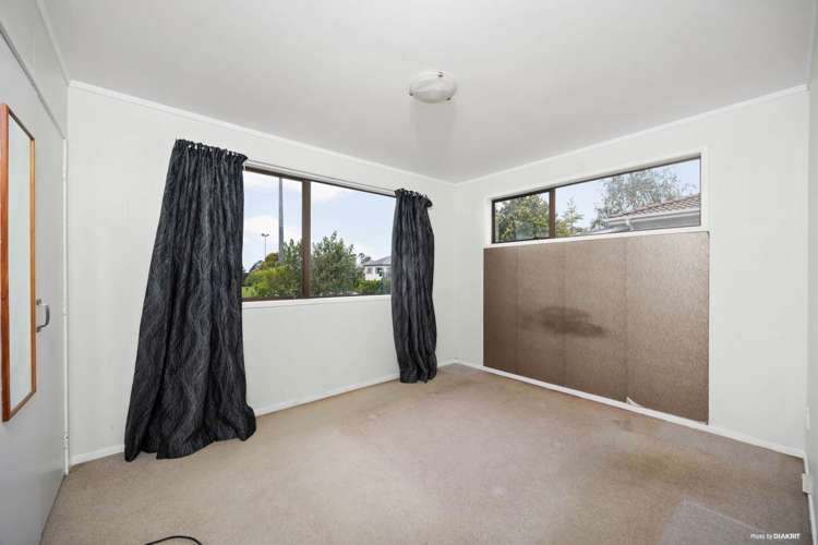 32 Granville Drive Massey_5