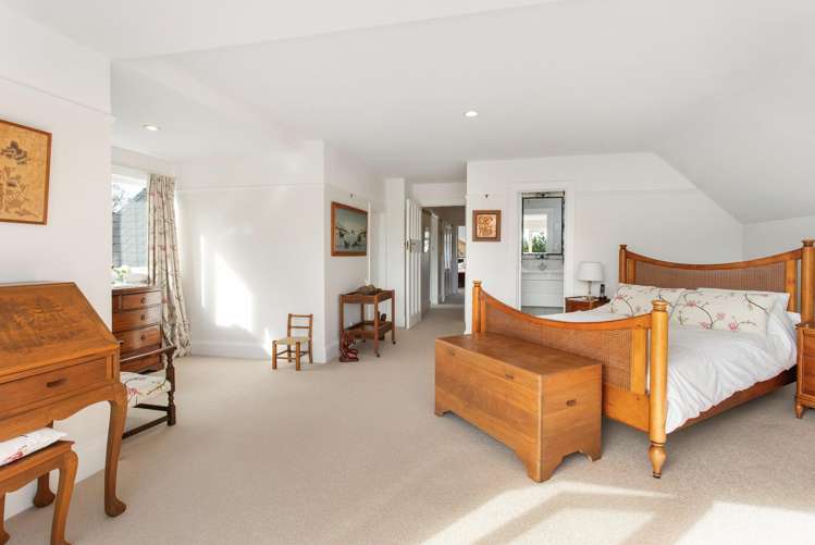 69 Office Road Merivale_11