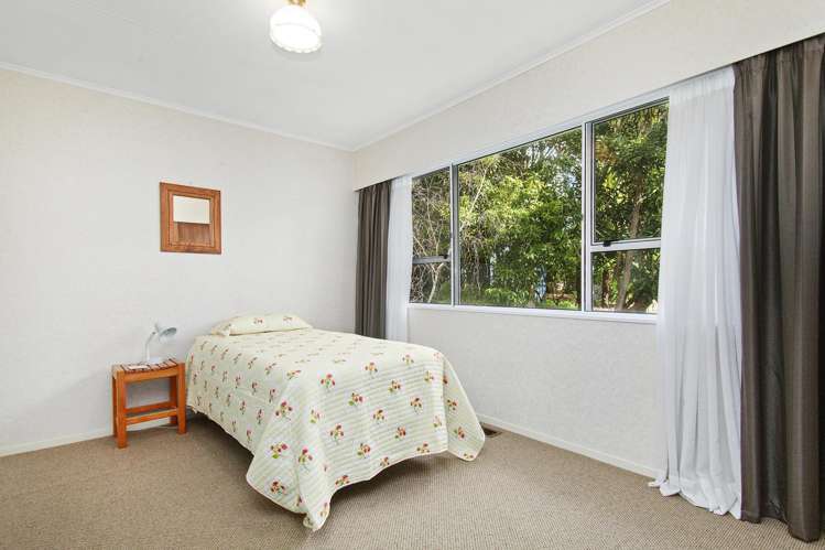 47 Holland Street Wainuiomata_10