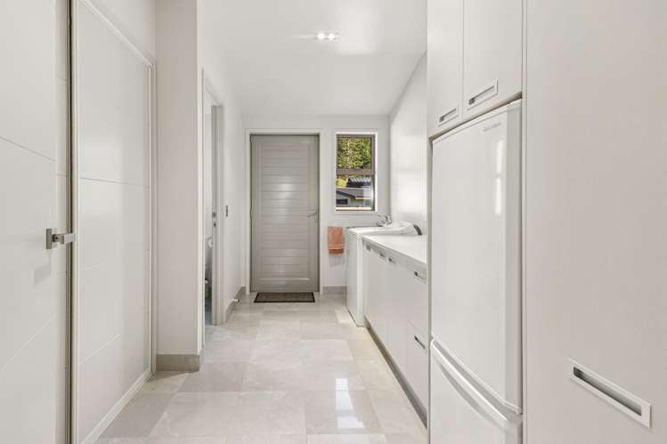 17 Steep Street Lake Okareka_22