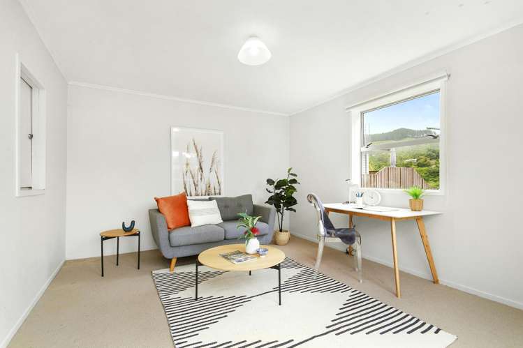 22 Ngatitoa Street Tawa_17