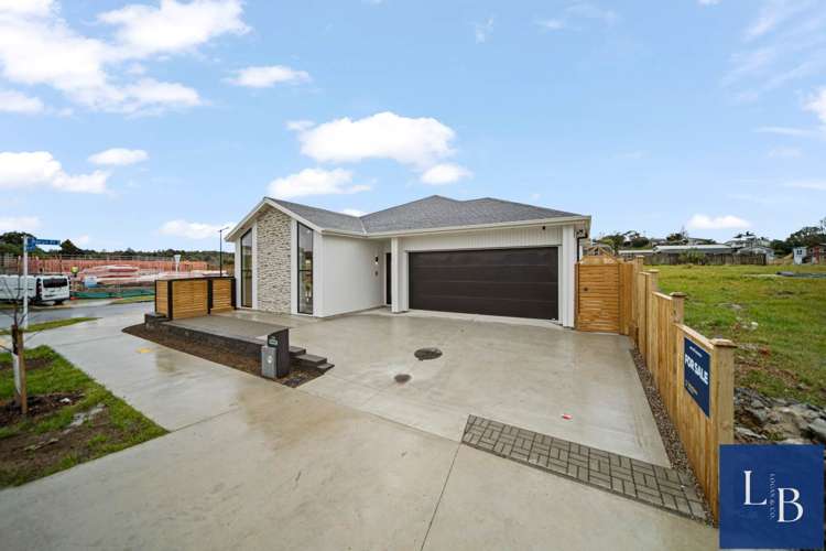 38 Furlough Road Opaheke_26