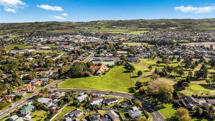 5 Hamilton Drive Waiuku_14