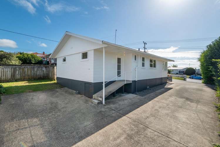 199 Chivalry Road Glenfield_13