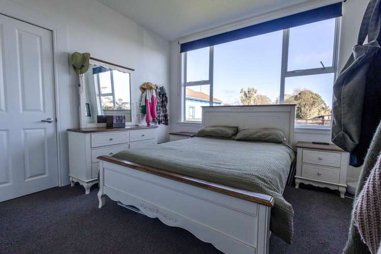 150 Stafford Street Hokitika_9
