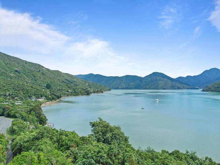 712 Queen Charlotte Drive Havelock_16