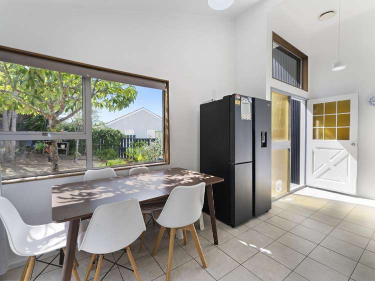 2/39C Coronation Road Hillcrest_5
