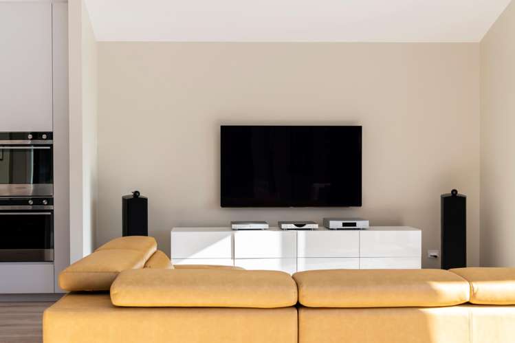 85 Podgora Avenue_2