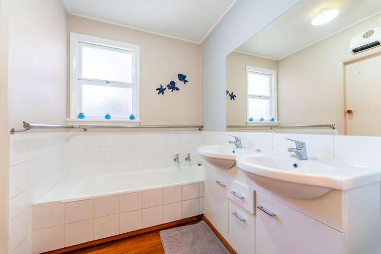 62 Poplar Street Gleniti_11