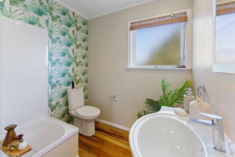 59 Dale Road Raumati South_13