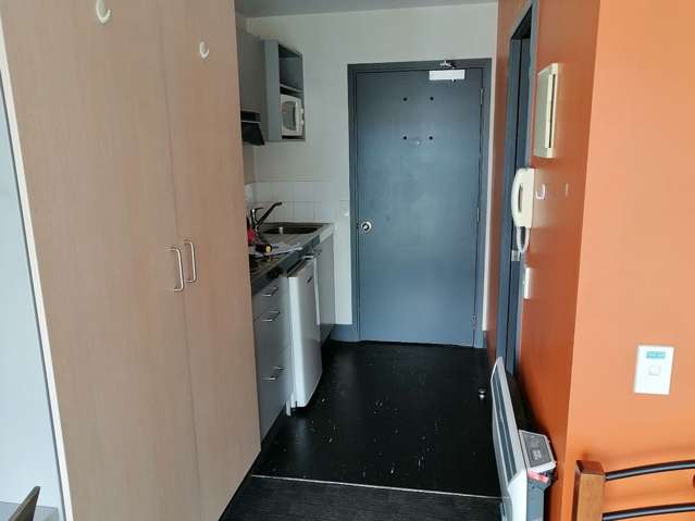 519/133 Beach Road Auckland Central_2