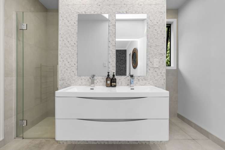 14 Bronte Place Leamington_11