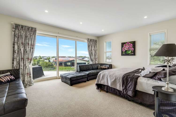 28 Stace Hopper Drive One Tree Point_21