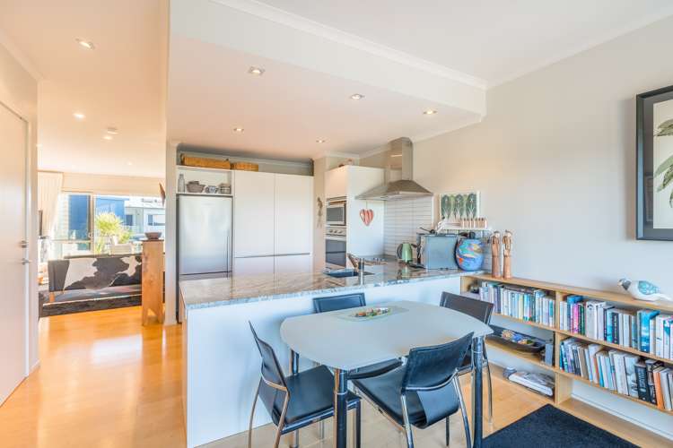 22/4 Seaview Road Paraparaumu Beach_11