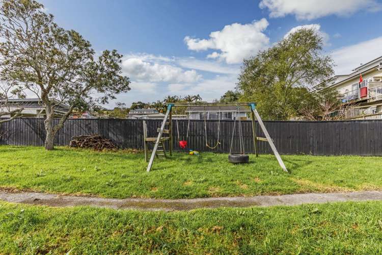 3 Ozone Road Stanmore Bay_25